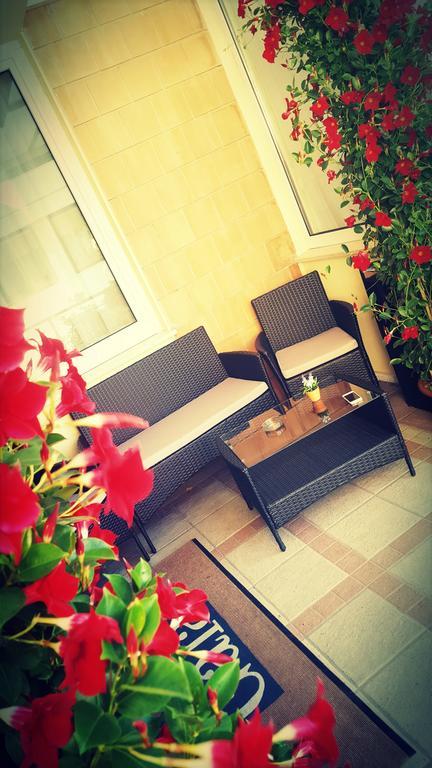Hotel Gala Pesaro Exterior foto